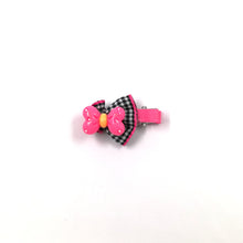 Load image into Gallery viewer, Dog hair clip in pink and black